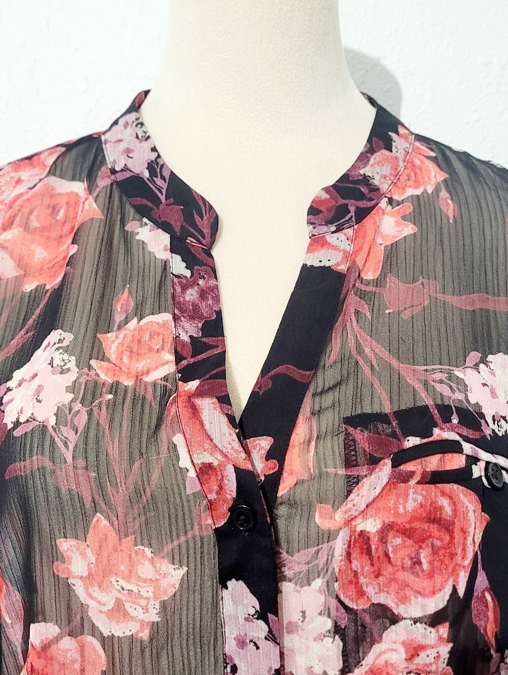 Kut From The Kloth Floral Sheer Blouse Women's Large Button Front Long Sleeve - Picture 3 of 11